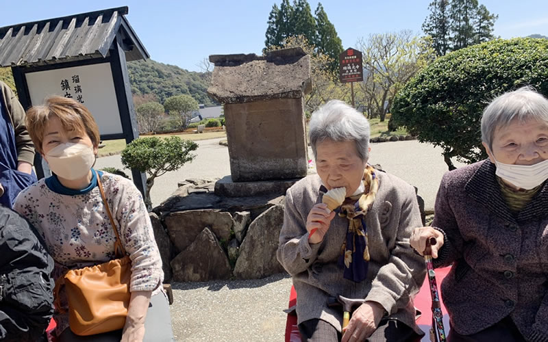 花見でのひとこま